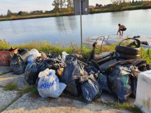 Spływanie i Sprzątanie Dłubni fot. Paweł Wójcik