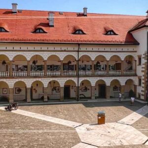 Wycieczka szkolna 1 dzień: Nowy Wiśnicz + Niepołomice (zamki i lekcja muzealna)